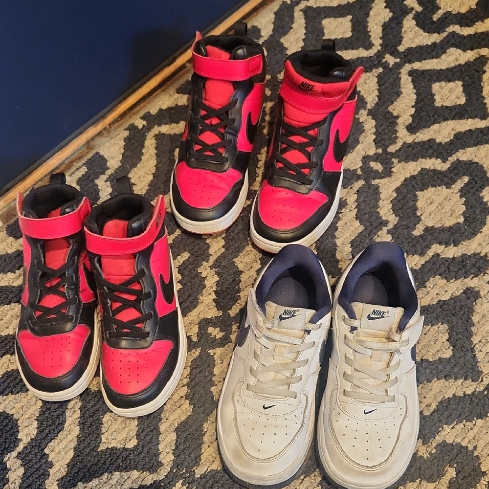 Nike Red and Black High-Top Sneakers Athletic Style Sz 2.5 And Sz 1